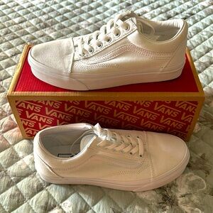 NIB Vans